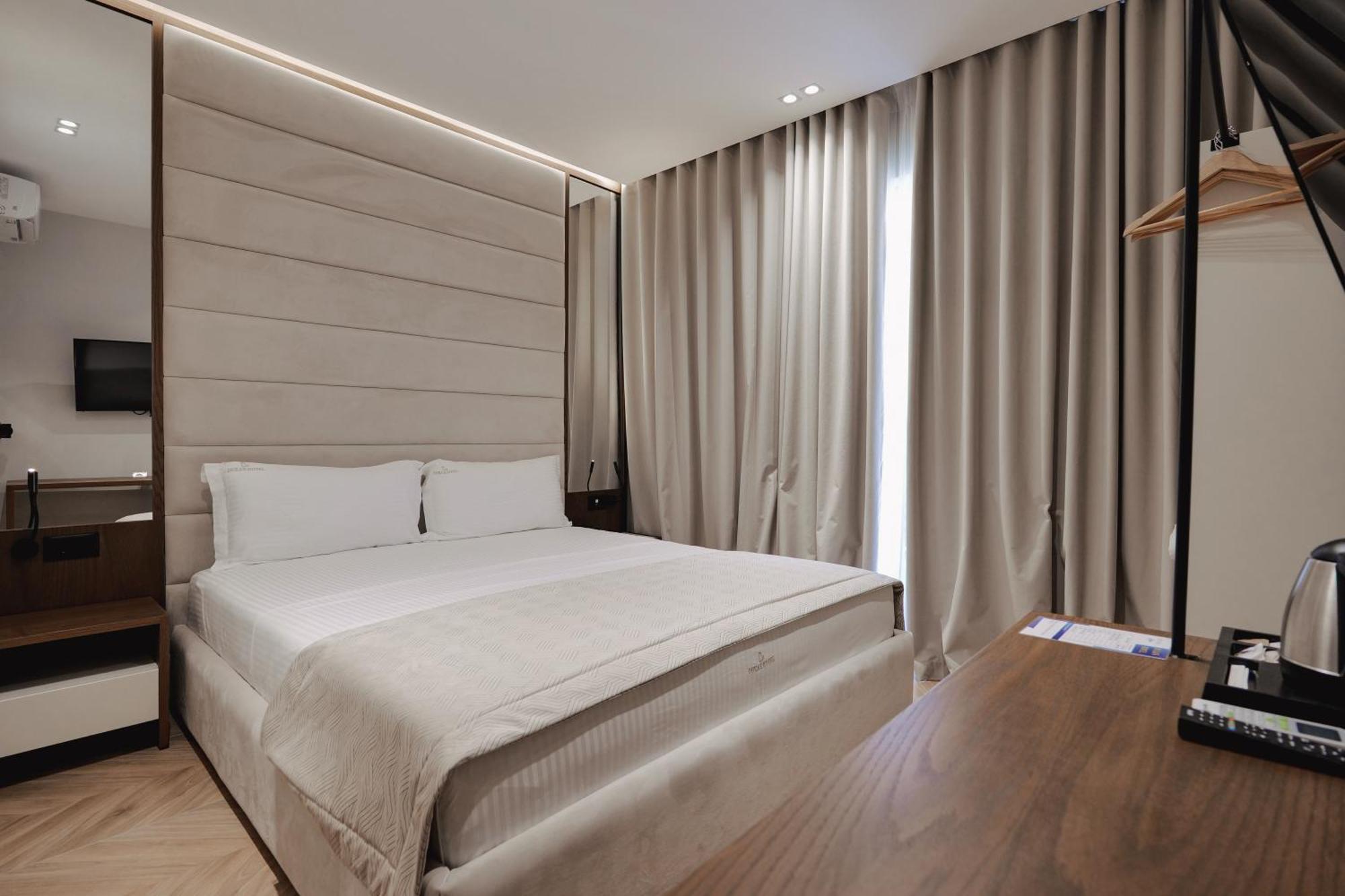 Duka'S Hotel Ksamil Bagian luar foto