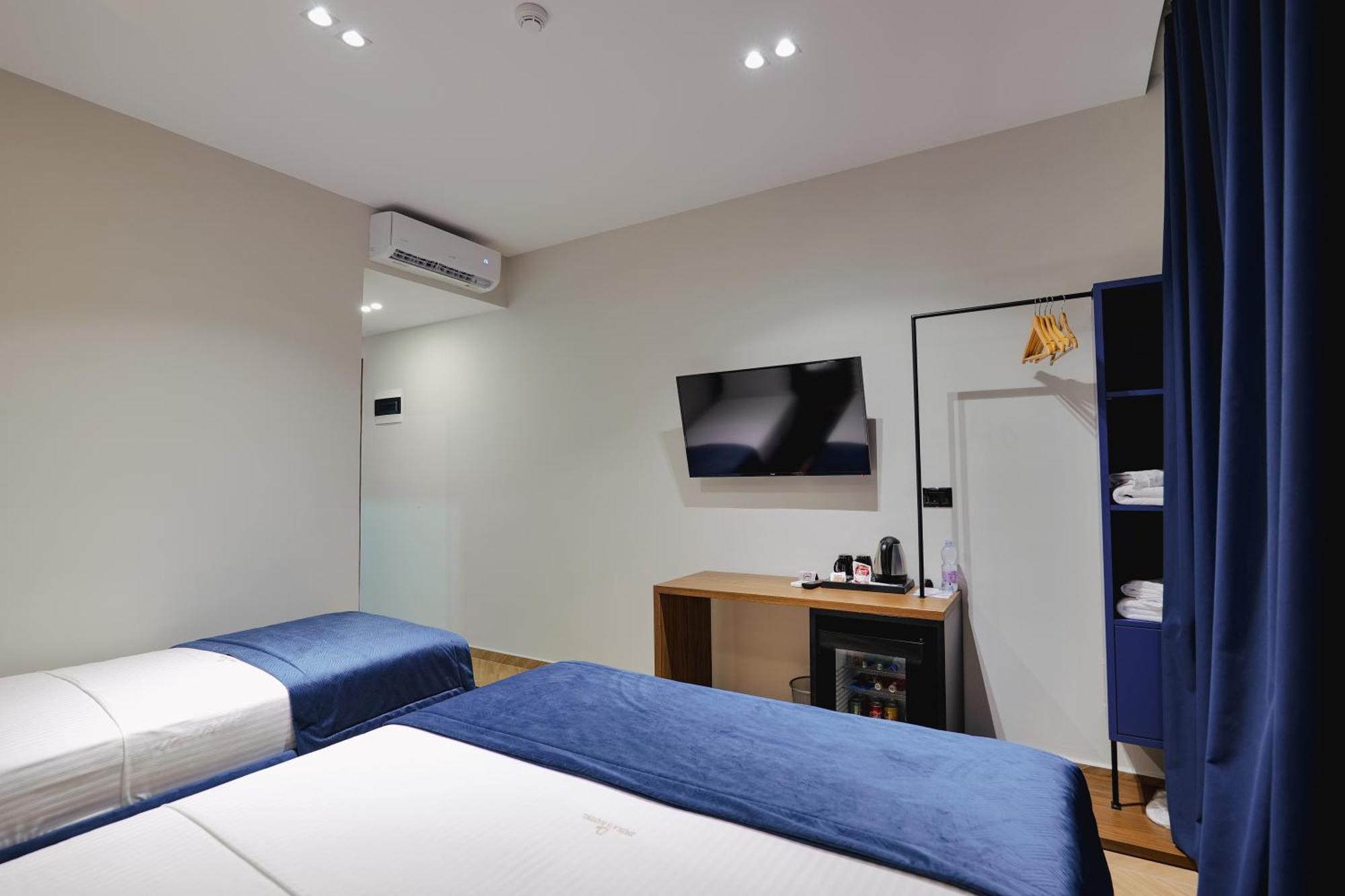 Duka'S Hotel Ksamil Bagian luar foto