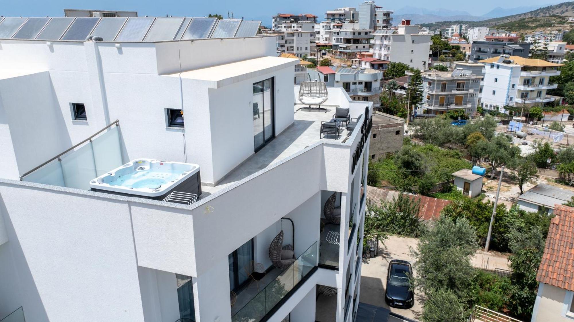 Duka'S Hotel Ksamil Bagian luar foto
