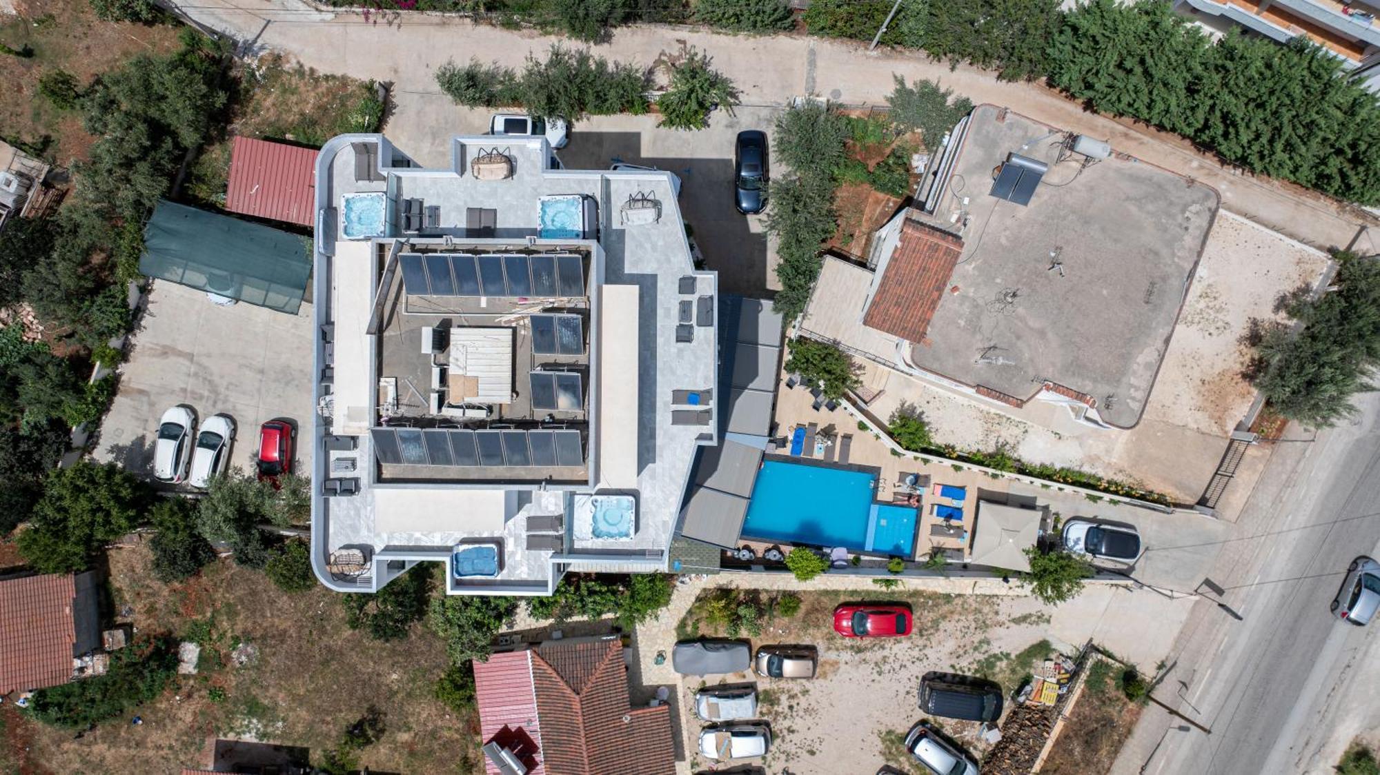 Duka'S Hotel Ksamil Bagian luar foto