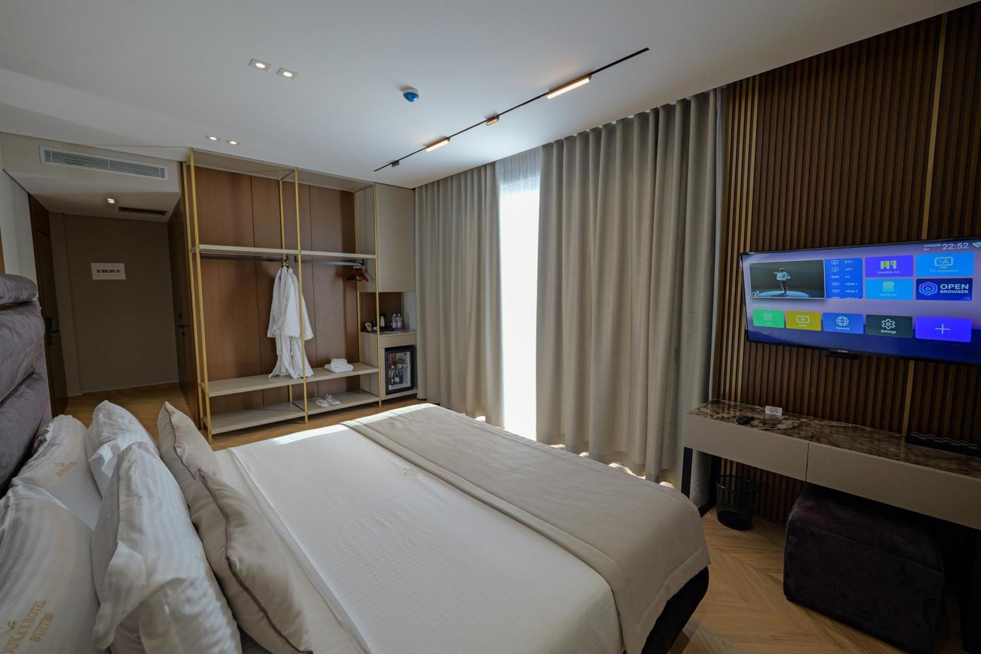 Duka'S Hotel Ksamil Bagian luar foto