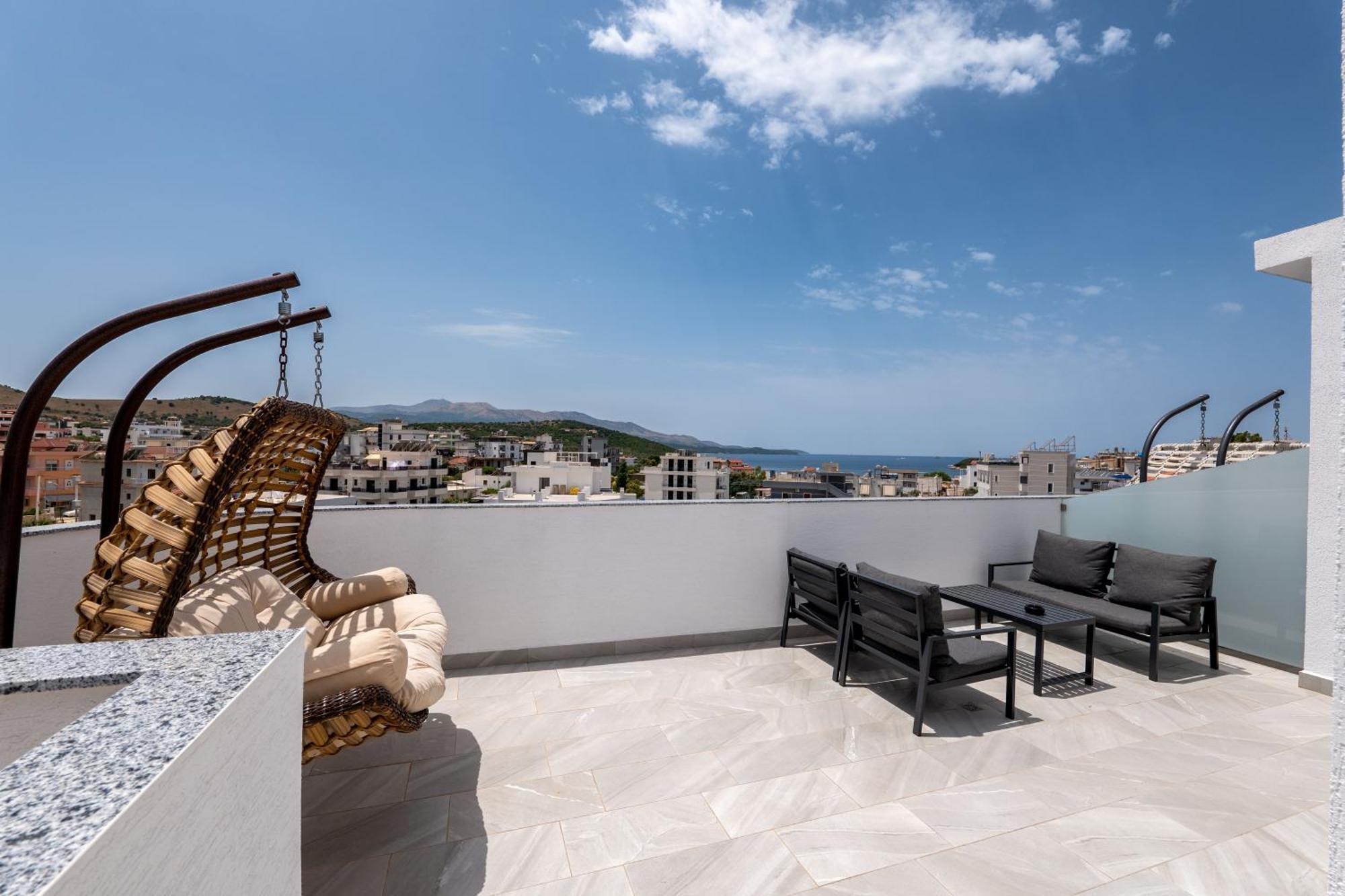 Duka'S Hotel Ksamil Bagian luar foto